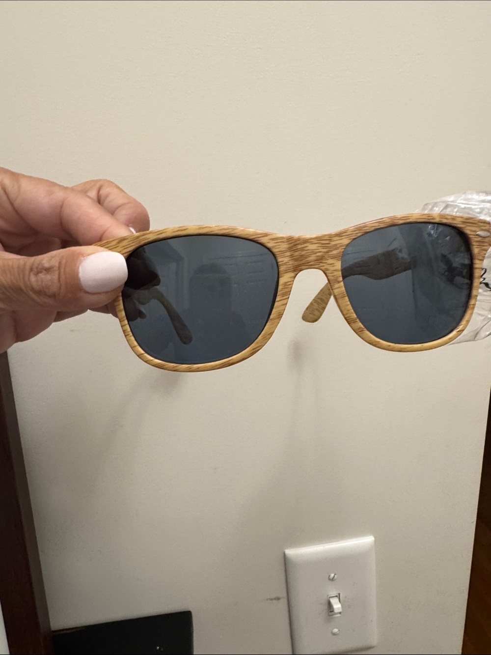 Wood-Grain Frame Polarized Sunglasses - Brown/Black